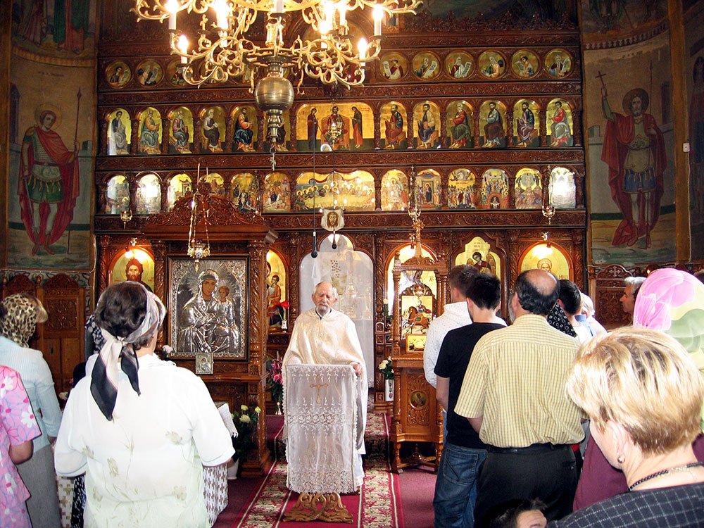 Părintele profesor Vasile Irina la 90 de ani 84289