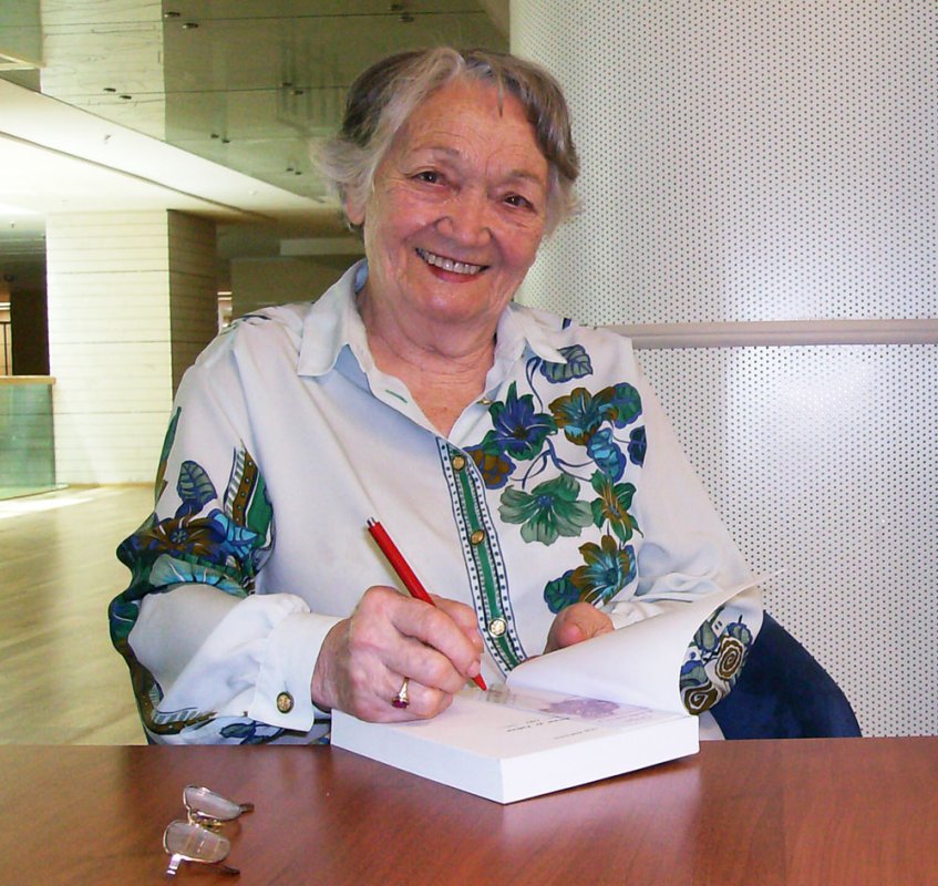 Însemnările unei profesoare din perioada comunistă 84242