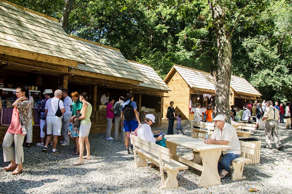 Târgul de bucate  „Branduri transilvănene“ 84250