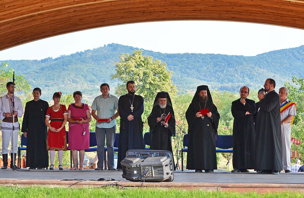 Festivalul Românilor de Pretutindeni la ediţia a IV-a 84200