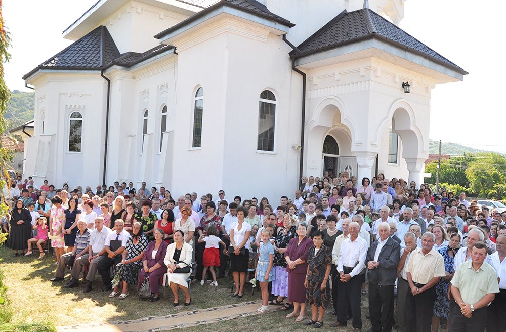 Slujiri arhiereşti în Duminica a IX-a după Rusalii 84137