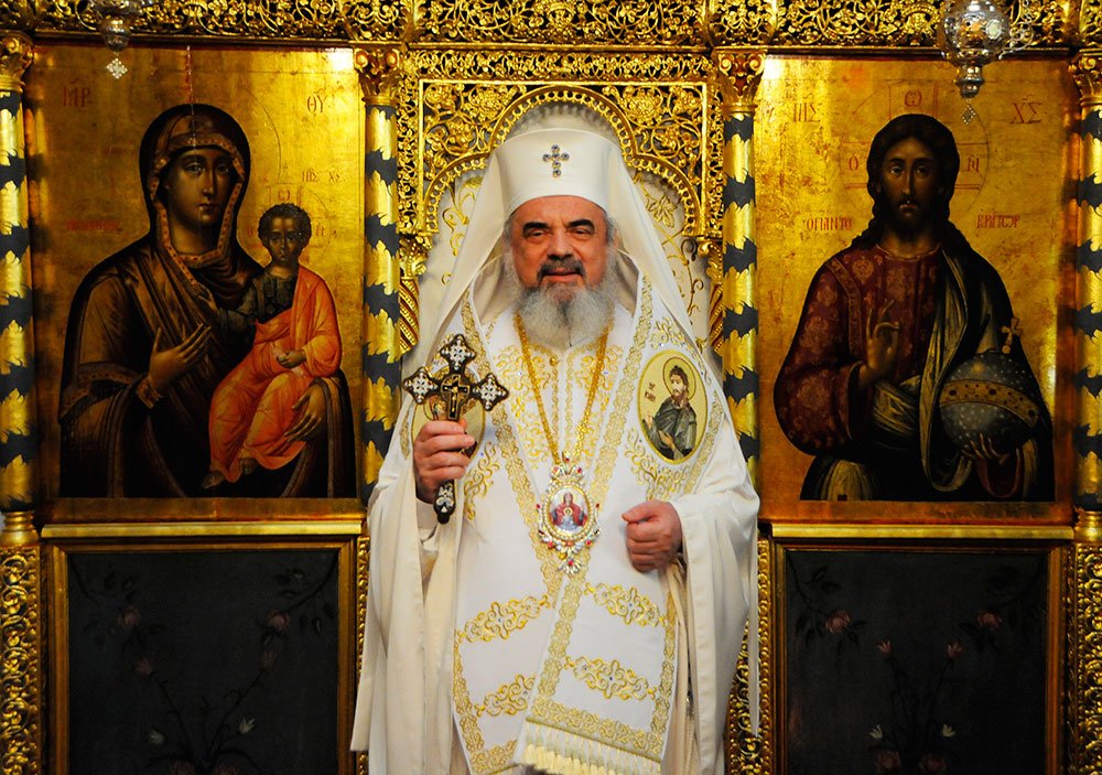 Hristos salvează Biserica de toate încercările şi necazurile 84108