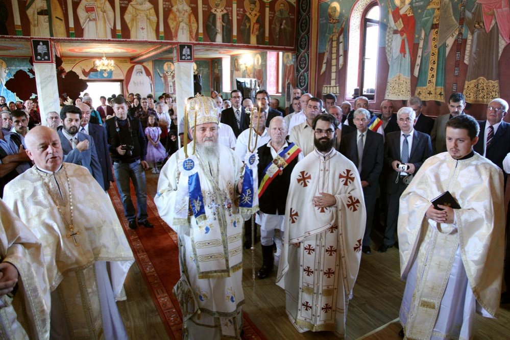 Valurile vieţii nu-i înghit pe cei statornici în credinţă 84097