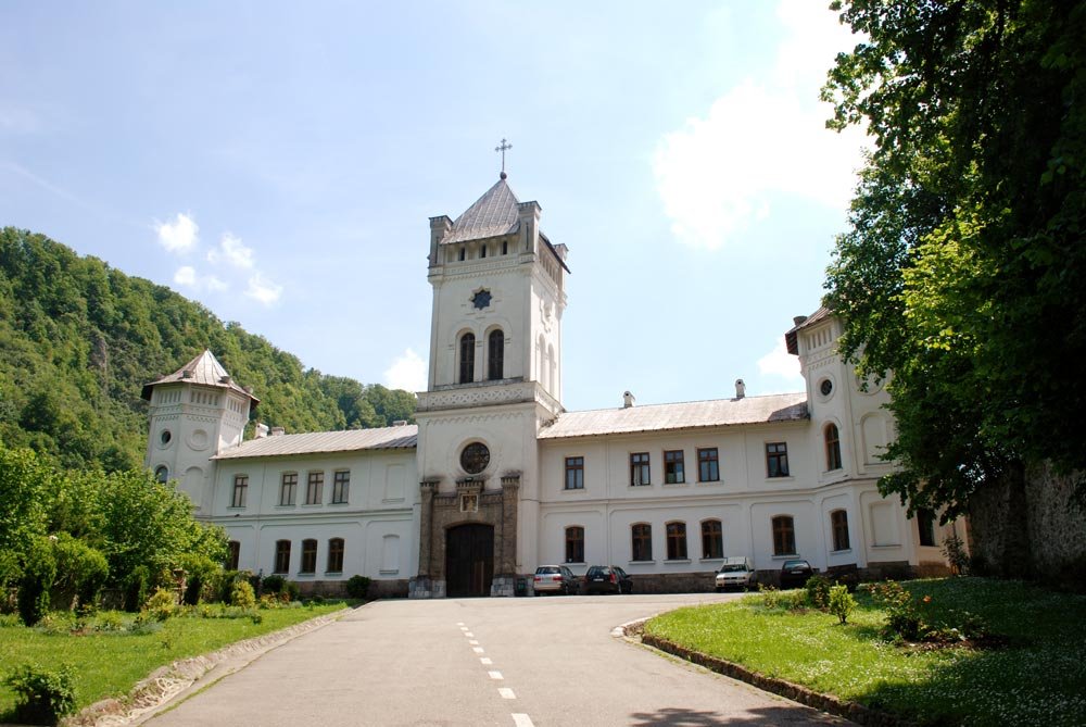 Cursuri preoţeşti la Tismana 84081