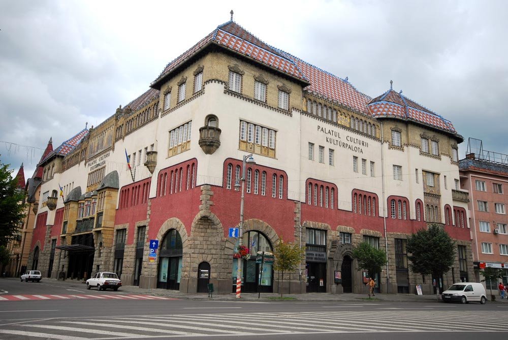 Manifestări dedicate Centenarului Palatului Culturii din Târgu Mureş 84042