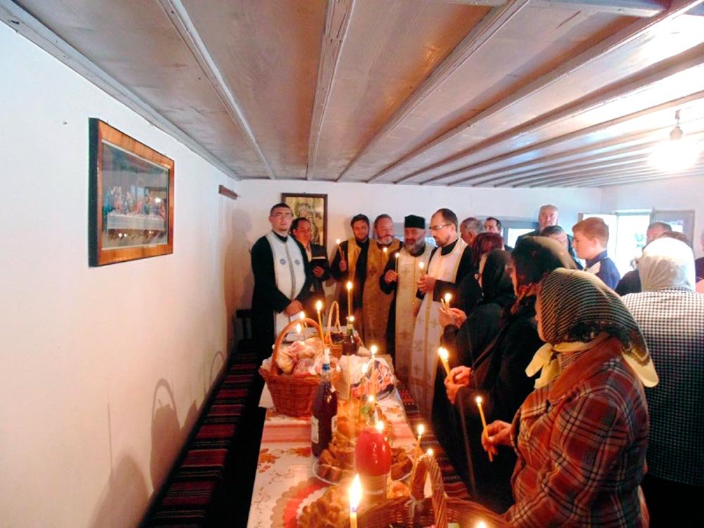 Hram la parohia Sasca Mică - Suceava 83992