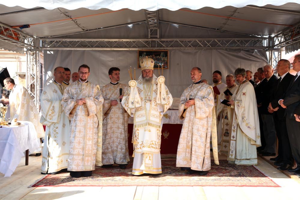 Biserici târnosite în prima zi a anului bisericesc 83985