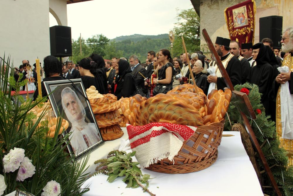 O fiică a Bisericii noastre, vrednică de cinstire 83976