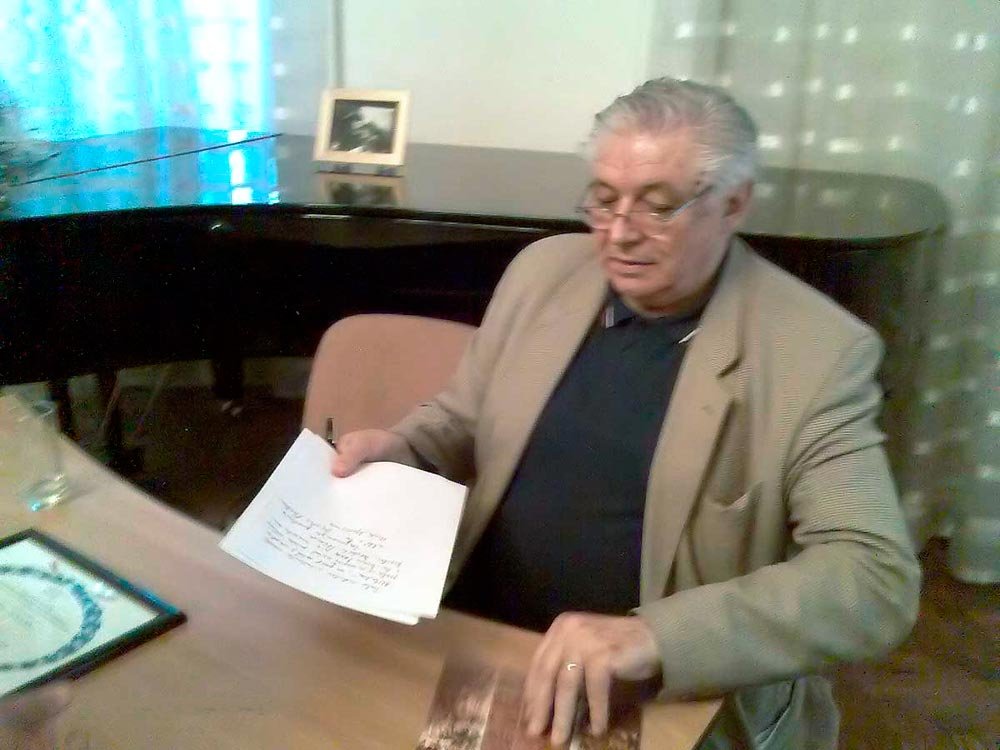 Un romancier indestructibil 83983