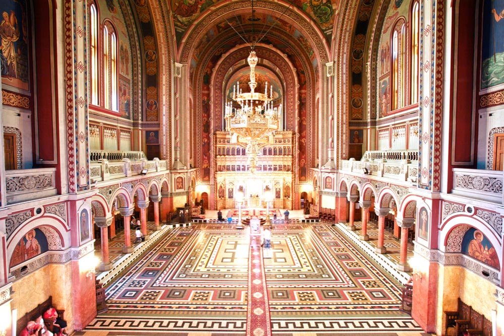 Un sculptor care a împodobit multe biserici 83981