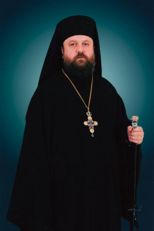 Cea mai înaltă decât Cerurile, Stăpâna îmbrăcată în lumină 83937