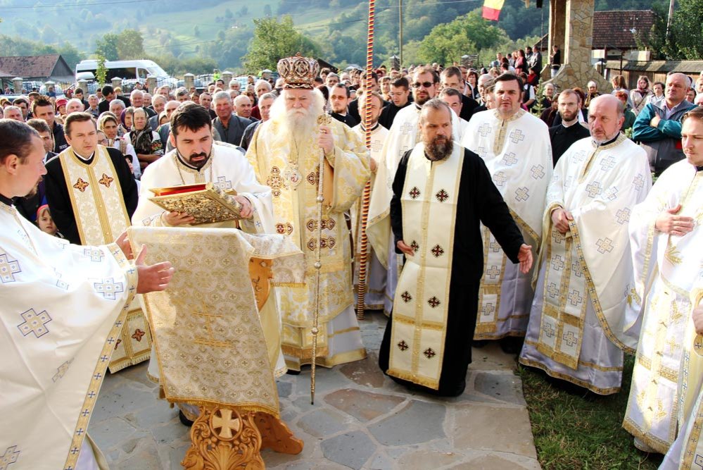 Târnosirea bisericii din parohia Bradu, Protopopiatul Ceahlău 83955