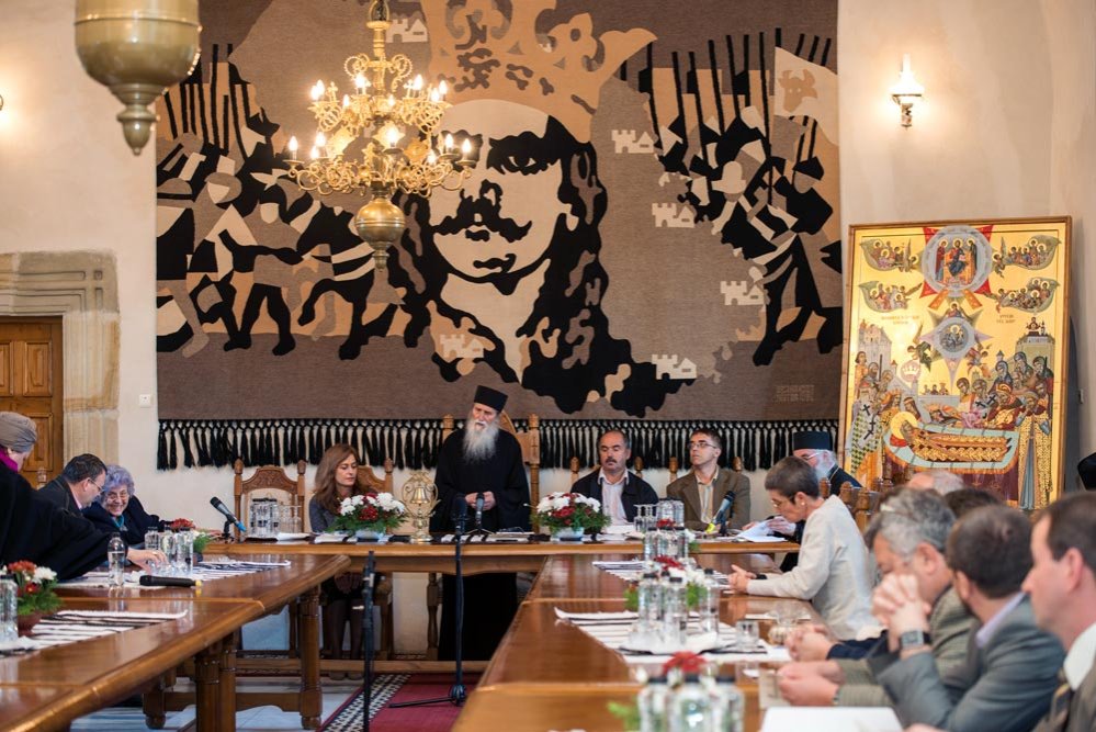 Simpozion internaţional la Mănăstirea Putna 83910