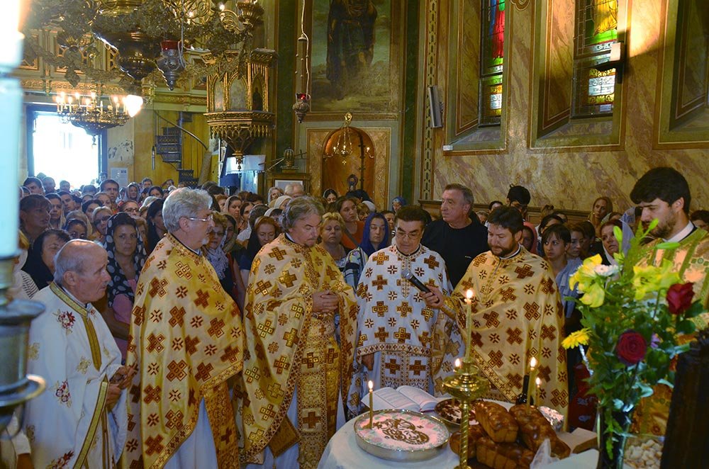 Biserica Zlătari şi-a serbat ieri hramul istoric 83878