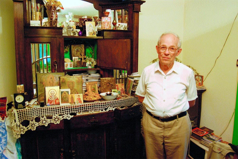 Amintiri din cafasul bisericii 83809