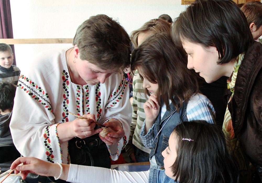 Ateliere de meşteşuguri tradiţionale în Covasna, Sibiu şi Braşov 83799