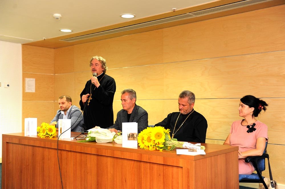 Lansarea volumului „Însemnări din pridvor” 83768