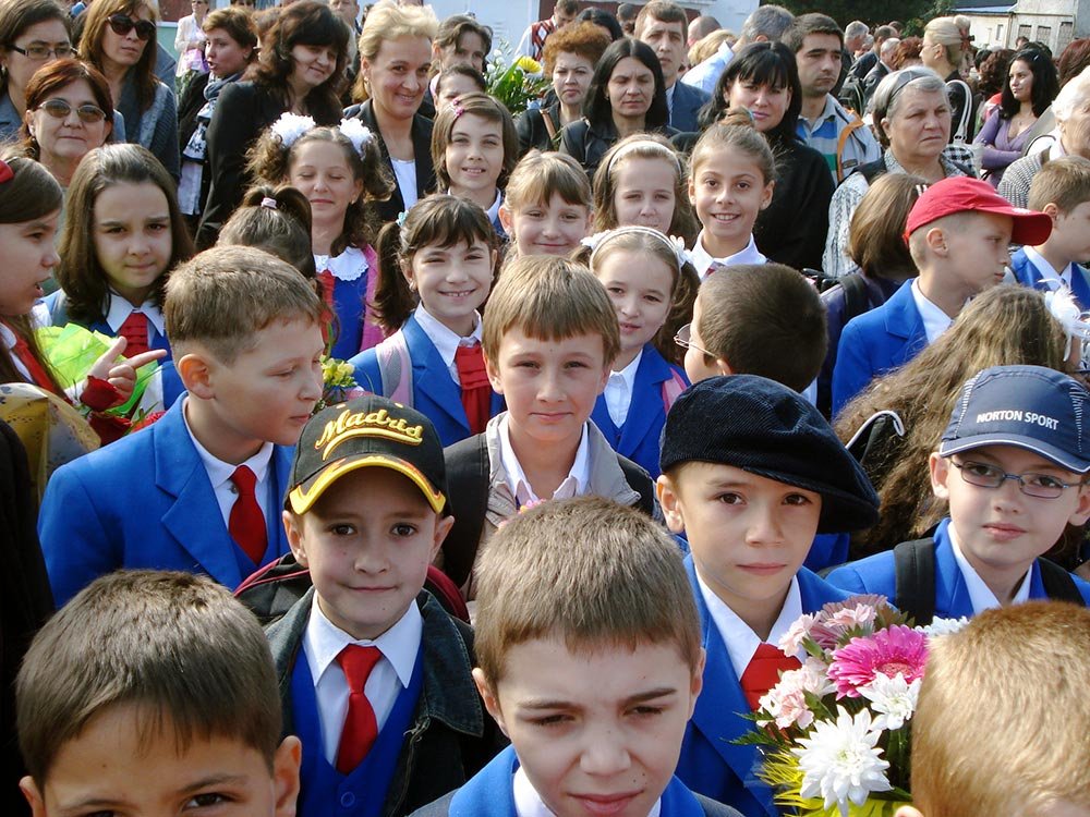 Griji şi emoţii pentru elevi, părinţi, profesori 83754