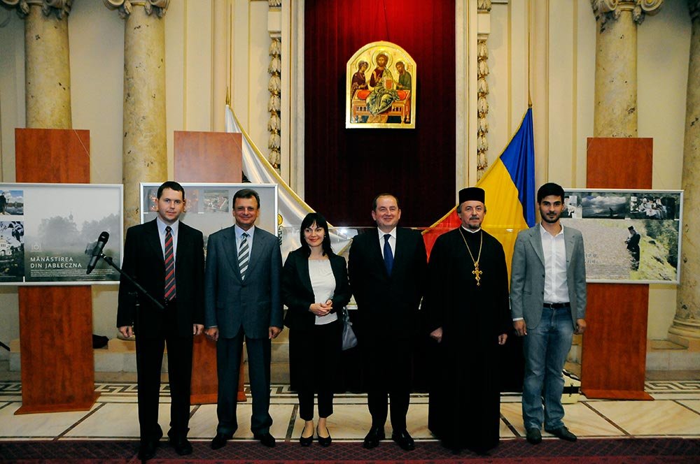 Expoziţie de fotografie la Palatul Patriarhiei 83709