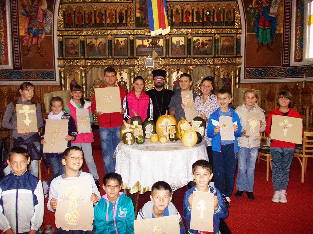 Activităţi catehetice în parohia bihoreană Bratca 83691