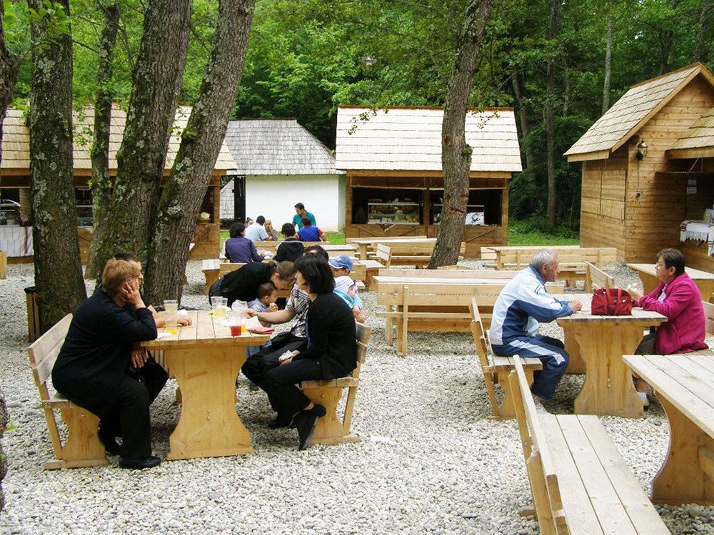 Târg de bucate tradiţionale la Astra 83667