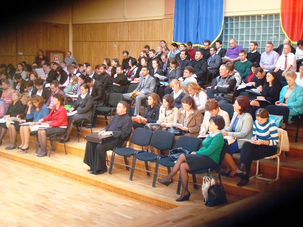 Consfătuirea profesorilor de religie din Episcopia Oradiei 83540