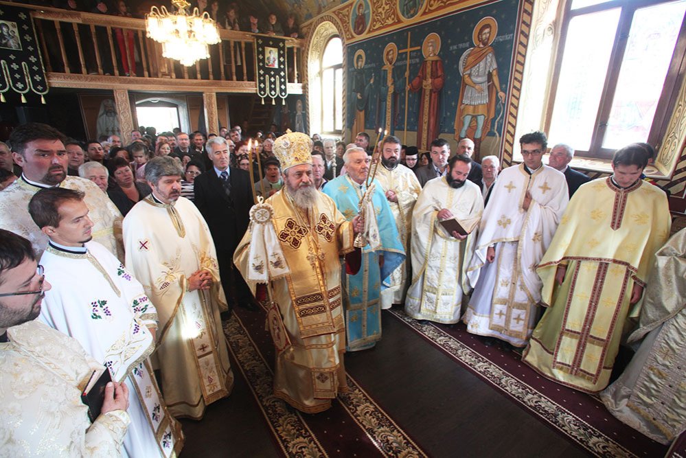 Sfinţiri şi binecuvântări arhiereşti în Transilvania  83478