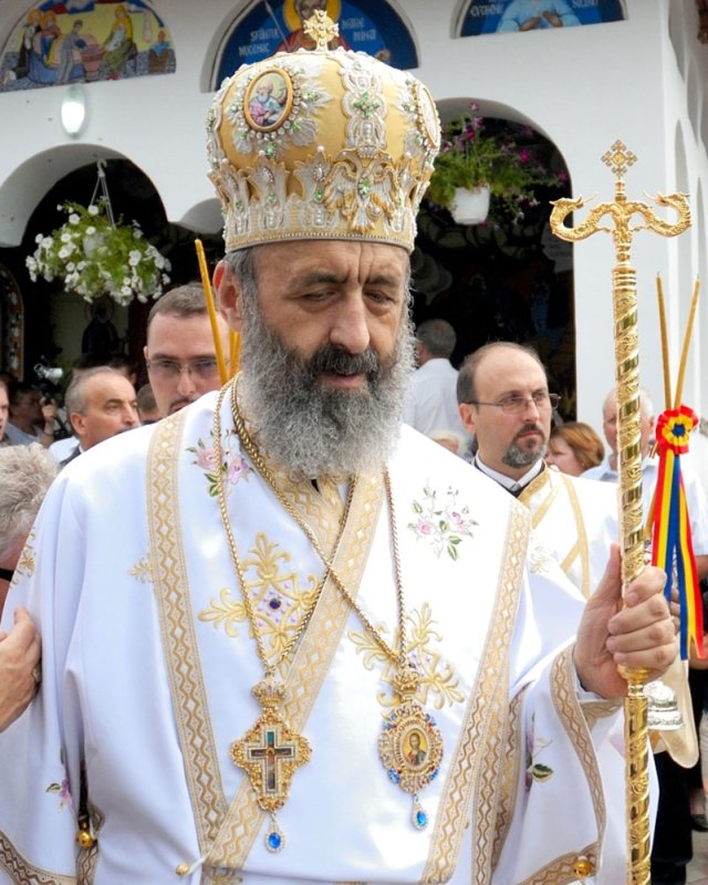 Binecuvântare pentru o nouă biserică din Ungheni 83399