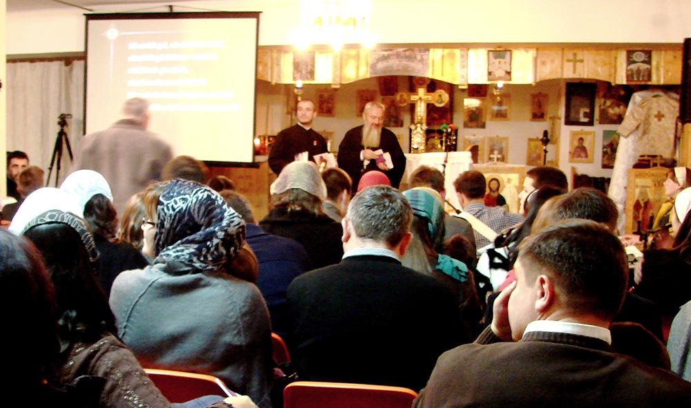 Întâlnirea Asociaţiei clujene „Oastea Domnului“  83380