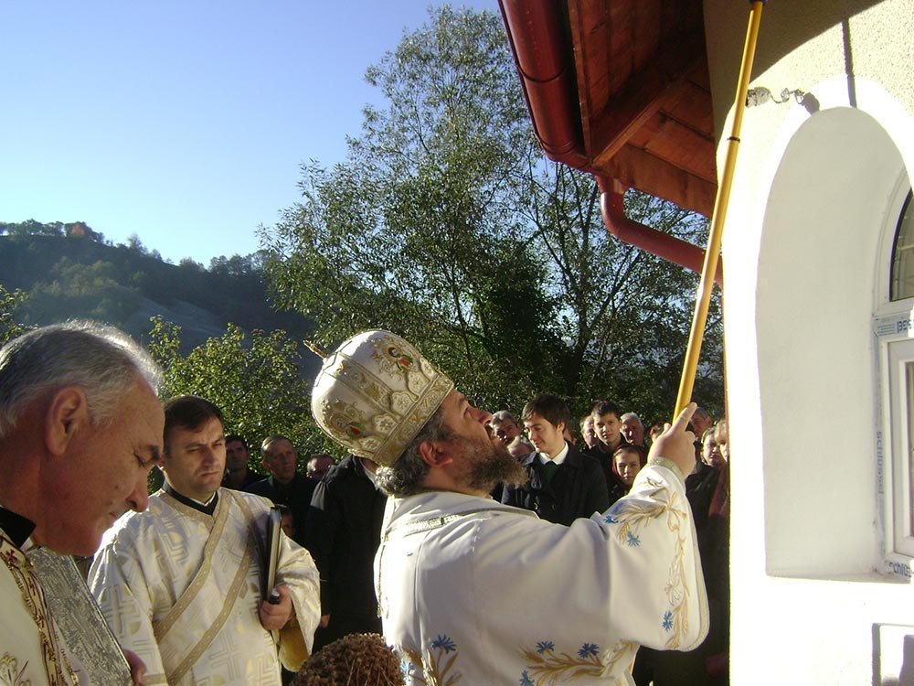 Târnosiri de biserici în Hunedoara 83341