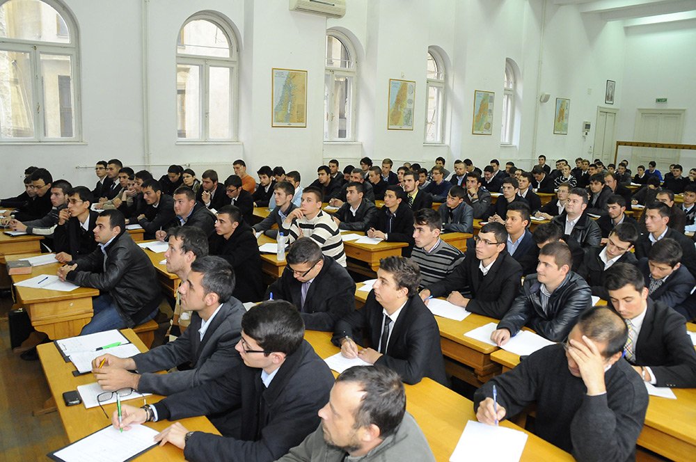 „Fără pregătire substanţială nu putem să pătrundem în viaţă“ 83293