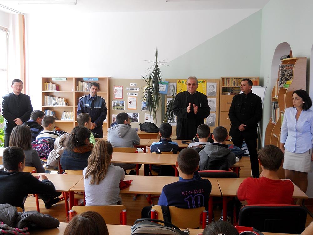 Campania „Siguranţă pentru vieţile tinerilor“, la Sibiu 83281