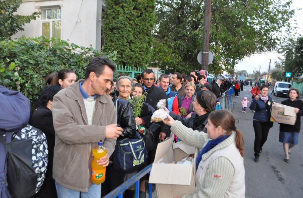 Implicare în hramul Sfintei Parascheva 83266