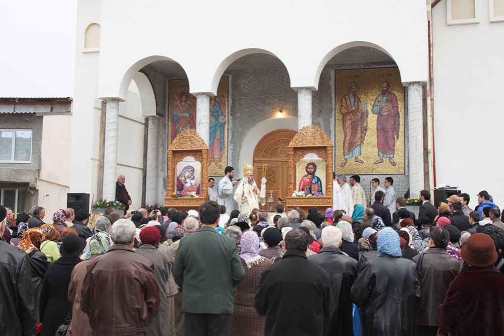 Parohia „Sfânta Cuvioasă Parascheva“ din Brăila şi-a sărbătorit hramul 83203