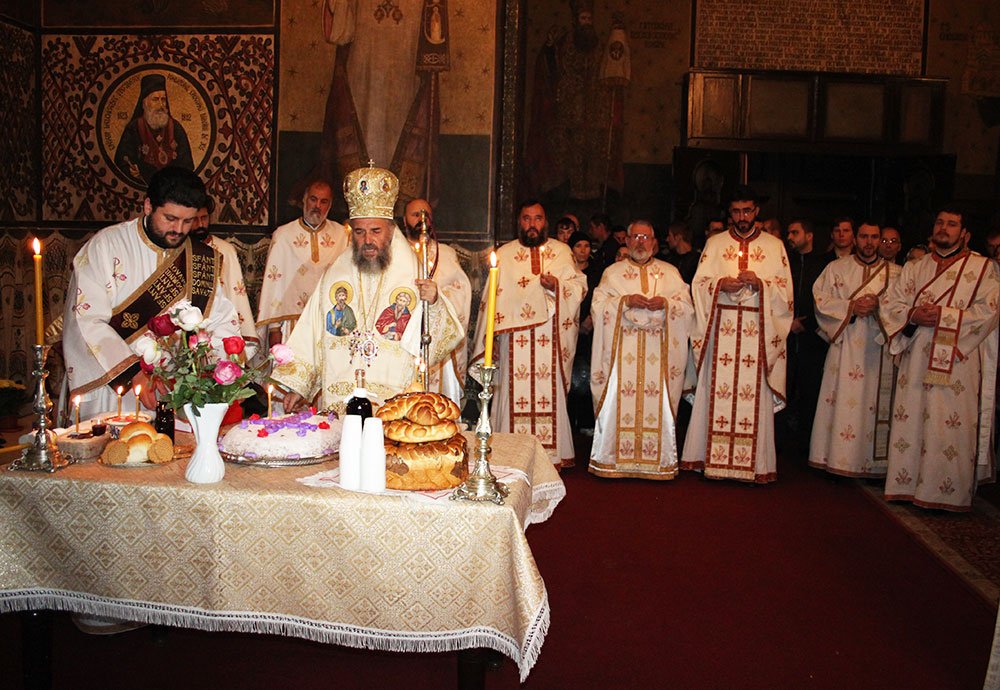 17 ani de la aducerea moaştelor Sfântului Apostol Andrei la Galaţi 83132