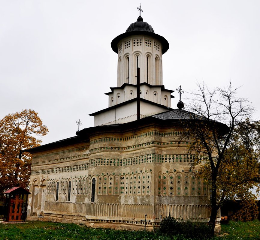 Ctitoria voievodală din Aroneanu va fi restaurată 83144