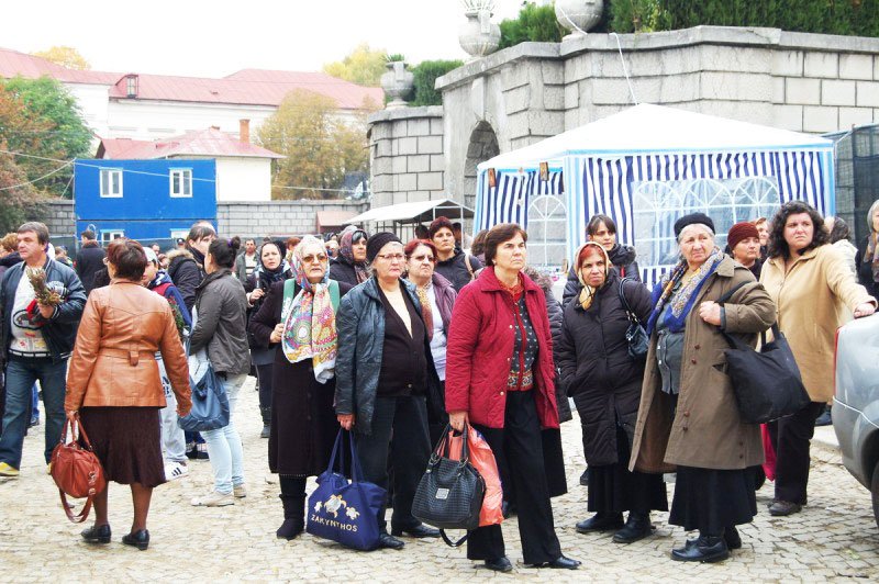 Mărturisitori pe calea credinţei 83099