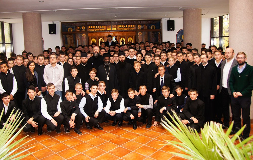 PS Innocentios, în vizită la Seminarul Teologic din Iaşi 83102