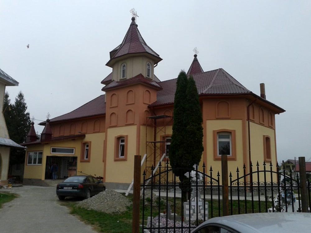 Binecuvântări arhiereşti la Darabani şi Buhuşi 83038