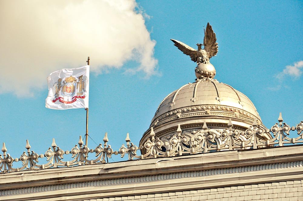 Evenimentul Zilei atacă Biserica în mod iresponsabil şi nedemn 83006