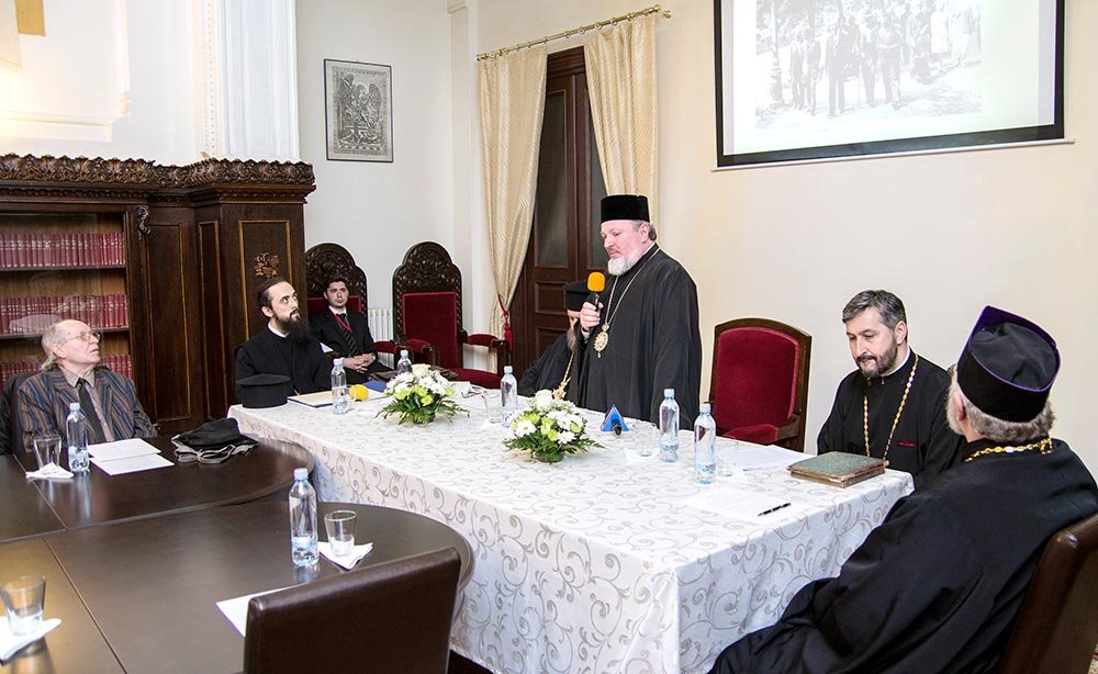 Medalion comemorativ la Biblioteca Sfântului Sinod 82954