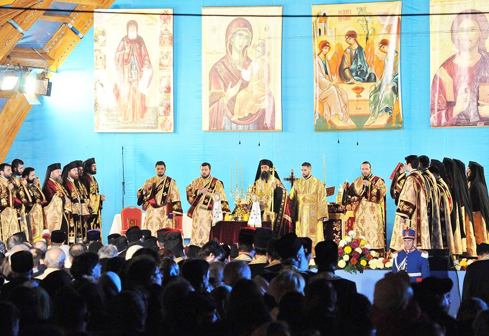 Privegheri în cinstea celor doi Sfinţi Dimitrie 82937