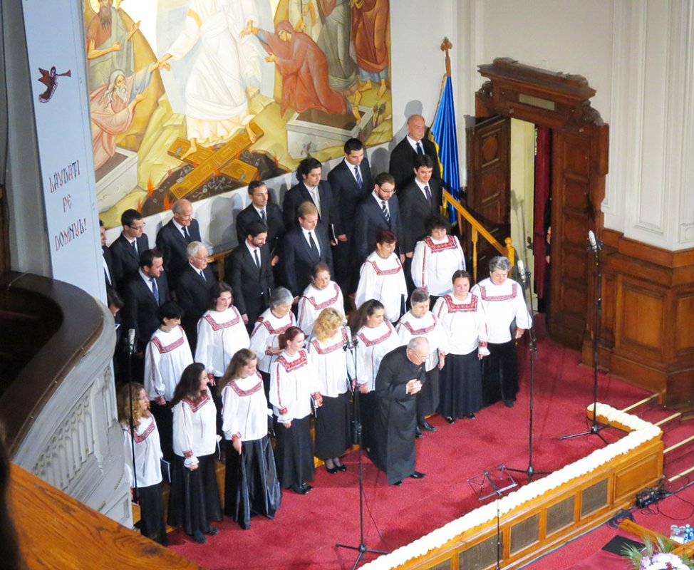 Corala Parohiei „Hagi Enuşi“, premiată la concursul „Lăudaţi pe Domnul!“ 82925