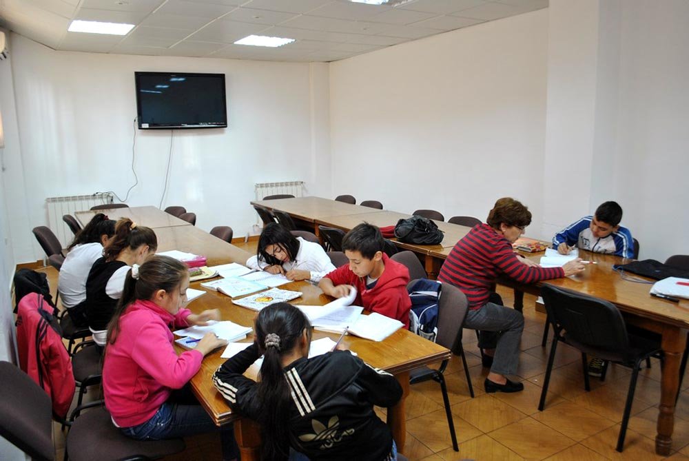 Consiliere şi sprijin pentru nevoiaşi 82718