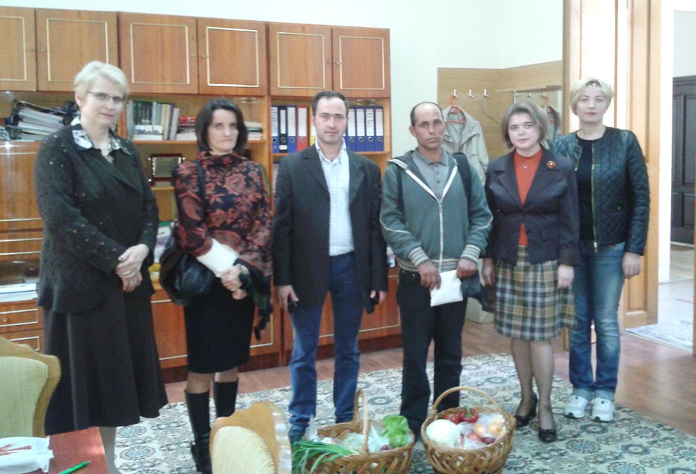 Acţiune caritabilă în localitatea Lunca Rateş 82626