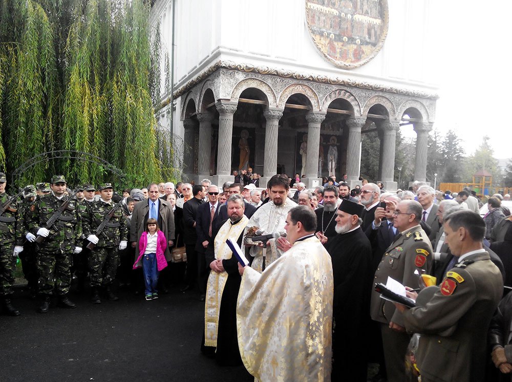 Biserica „Sfântul Mina“ din Râmnic şi-a serbat ocrotitorul 82586