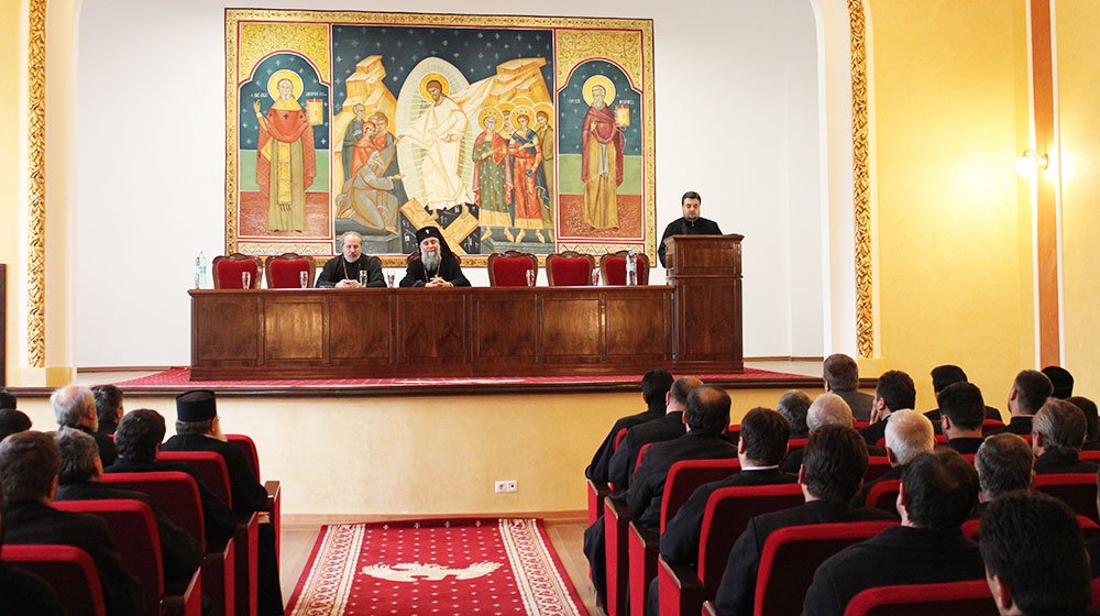 Conferinţă pastoral-misionară în Protoieria Craiova Nord 82587