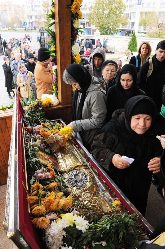 Sfântul Ioan Gură de Aur cinstit în Capitală 82573