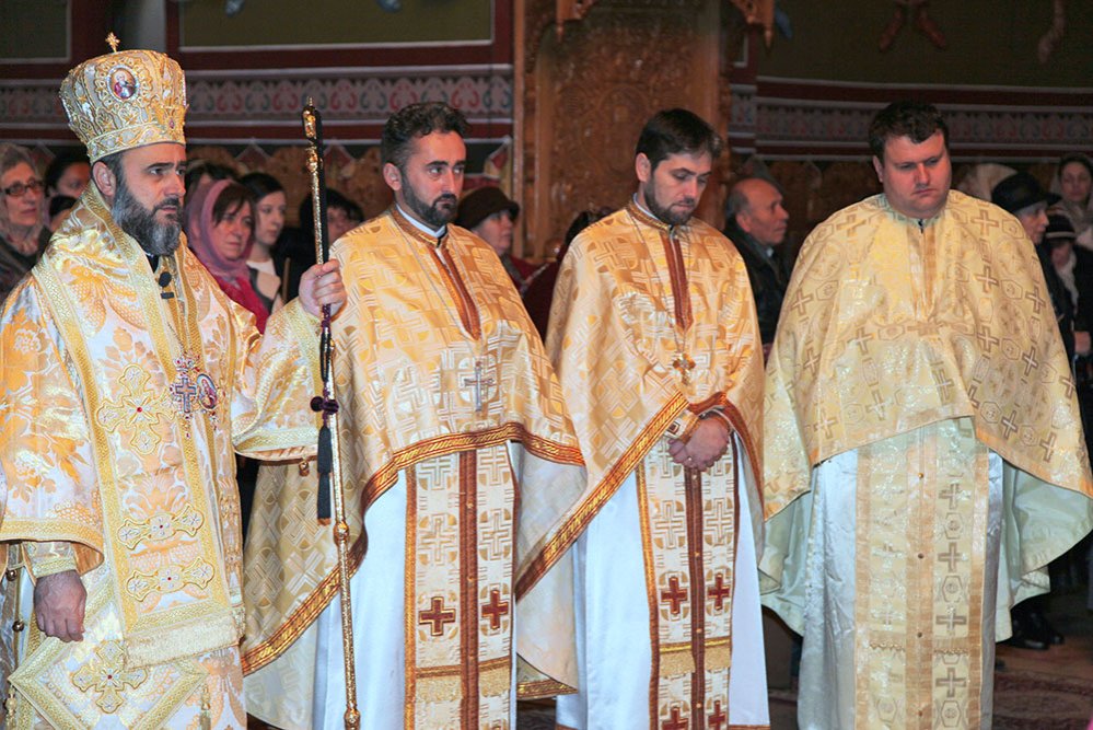 Prima duminică din Postul Craciunului la Catedrala arhiepiscopală din Buzău 82486