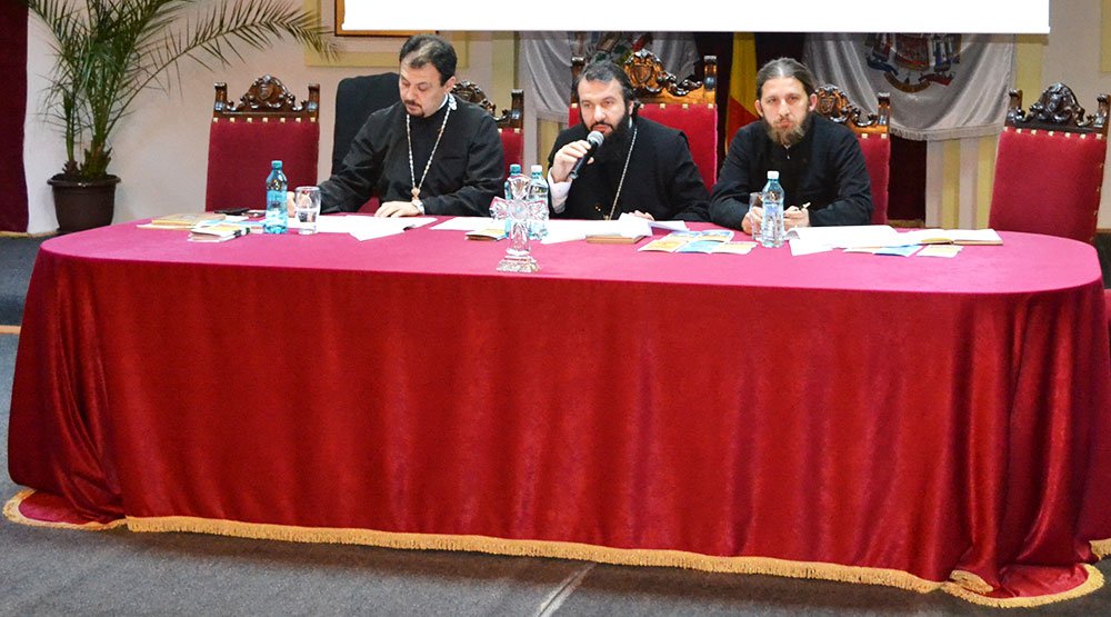 Misiunea filantropică în dezbatere la Caransebeş 82472